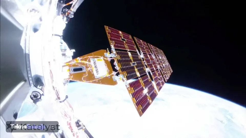 NASA'nın uzay teleskobunu kurtarmak için gönderilen robot uzayda kontrolden çıktı